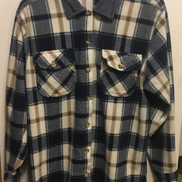 Flannel women’s button down shirt - Picture 5 of 5